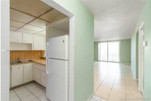6970 NW 186th St, Hialeah, FL 33015, Sold 10/23/20