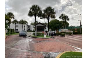 9405 Fontainebleau Blvd, Miami, FL 33172, Sold 10/05/20