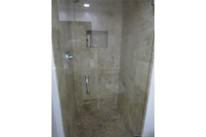 9405 Fontainebleau Blvd, Miami, FL 33172, Sold 10/05/20