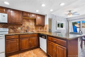 8071 NW 10th Ct, Margate, FL 33063, Sold 10/02/20