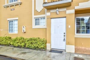 7221 NW 174th Terrace, Hialeah, FL 33015, Sold 10/16/20