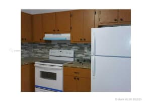 7400 Miami Lakes Dr APT D308, Miami Lakes, FL 33014, Sold 11/06/20
