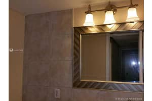 7400 Miami Lakes Dr APT D308, Miami Lakes, FL 33014, Sold 11/06/20