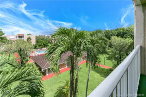 8511 NW 8th St, Miami, FL 33126, Sold 10/15/20