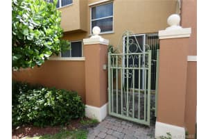 10671 SW 7th St, Pembroke Pines, FL 33025, Sold 10/08/20