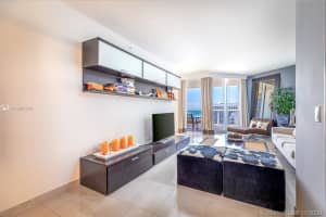 4775 Collins Ave, Miami Beach, FL 33140, Sold 11/19/20