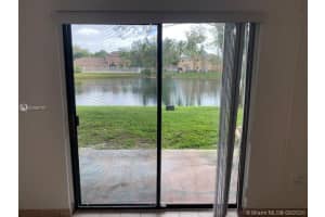 301 Palm Way, Pembroke Pines, FL 33025, Sold 05/28/21