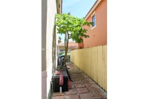 7723 SW 94th Ln, Miami, FL 33156, Sold 10/23/20