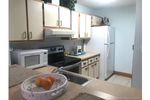 15620 SW 80th St, Miami, FL 33193, Sold 01/05/21