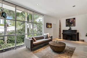 1024 Lenox Ave, Miami Beach, FL 33139, Sold 11/13/20