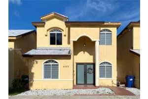 18862 NW 86th Ct, Hialeah, FL 33015, Sold 10/05/20