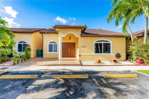 8434 NW 189th Ln, Hialeah, FL 33015, Sold 09/24/20