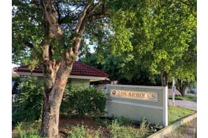 1900 W 68th St APT D106, Hialeah, FL 33014, Sold 09/30/20