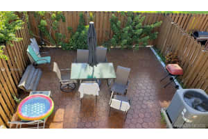 929 NE 24th Ave, Hallandale Beach, FL 33009, Sold 10/09/20