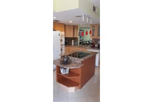 929 NE 24th Ave, Hallandale Beach, FL 33009, Sold 10/09/20