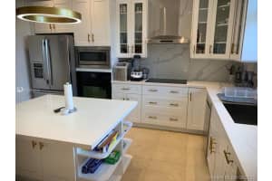 18420 NE 30th Ave, Aventura, FL 33160, Sold 11/10/20