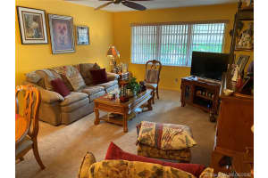 410 SE 2nd St, Hallandale Beach, FL 33009, Sold 10/30/20