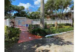 6826 NW 166th Terrace, Miami Lakes, FL 33014, Sold 09/20/21