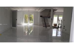 7327 NW 173rd Dr, Hialeah, FL 33015, Sold 11/16/20
