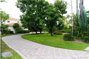 1775 W 24th St, Miami Beach, FL 33140, Sold 04/15/21