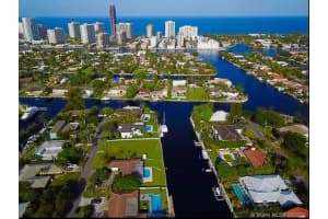 419 Alamanda Dr, Hallandale Beach, FL 33009, Sold 11/20/20