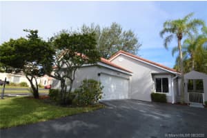 10165 NW 4th St, Plantation, FL 33324, Sold 10/09/20