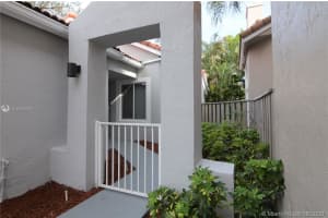 10165 NW 4th St, Plantation, FL 33324, Sold 10/09/20