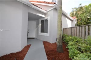 10165 NW 4th St, Plantation, FL 33324, Sold 10/09/20