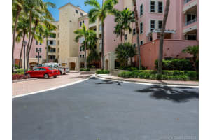 727 Crandon Blvd, Key Biscayne, FL 33149, Sold 06/01/21
