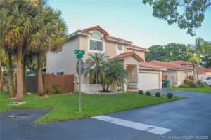 5763 NW 98th Ave, Doral, FL 33178, Sold 02/09/21