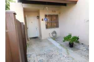 655 W Park Dr, Miami, FL 33172, Sold 05/07/21