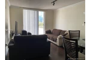126 SW 17th Rd, Miami, FL 33129, Sold 10/14/20
