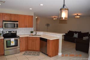 10939 NW 47th Ln, Doral, FL 33178, Sold 12/18/20