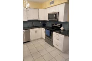 9900 Pineapple Tree Dr, Boynton Beach, FL 33436, Sold 09/23/20