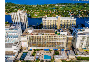 5555 Collins Ave #6w, Miami, FL 33140, Sold 03/08/21