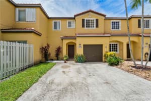 10246 SW 20th St, Miramar, FL 33025, Sold 10/08/20
