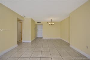 6061 Collins Ave #20b, Miami Beach, FL 33141, Sold 03/19/21