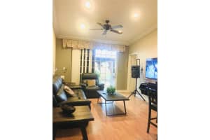 19230 NW 67th Ct, Hialeah, FL 33015, Sold 12/11/20