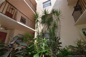 3410 Foxcroft Rd, Miramar, FL 33025, Sold 04/05/21