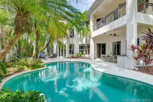 19451 Ambassador Ct, Miami, FL 33179, Sold 04/19/21