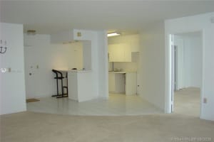 5313 Collins Ave, Miami Beach, FL 33140, Sold 09/30/20