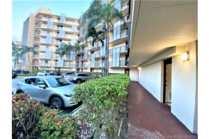 3101 N Country Club Dr, Aventura, FL 33180, Sold 05/13/21