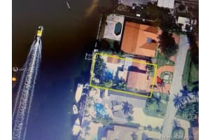 19140 N Bay Rd, Sunny Isles Beach, FL 33160, Sold 03/04/21