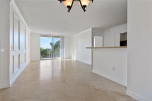 651 Okeechobee Blvd, West Palm Beach, FL 33401, Sold 03/04/21