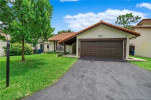 1631 Riverwood Ln, Coral Springs, FL 33071, Sold 11/05/20