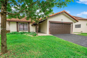 1631 Riverwood Ln, Coral Springs, FL 33071, Sold 11/05/20