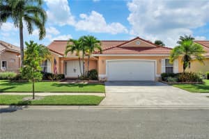 323 SW 187th Ave, Pembroke Pines, FL 33029, Sold 10/16/20