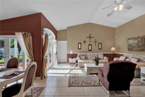 323 SW 187th Ave, Pembroke Pines, FL 33029, Sold 10/16/20
