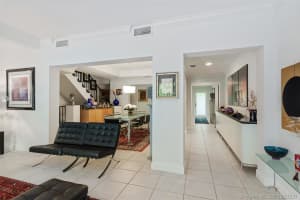 6211 Paradise Point Dr, Palmetto Bay, FL 33157, Sold 03/12/21