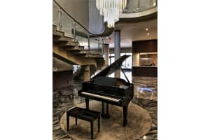 5401 Collins Ave, Miami Beach, FL 33140, Sold 09/30/20